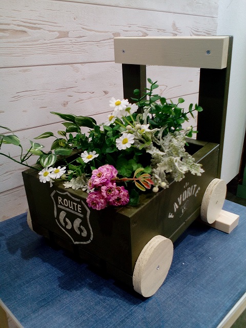 園芸DIY「カート型プランター」
