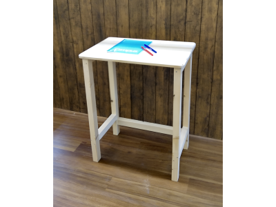 お部屋になじむ「シンプルデスク」