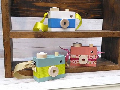 つくって遊ぼう「木のカメラ」