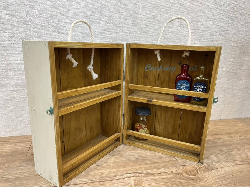 持ち運びもできる！「キャンピングスパイスBOX」