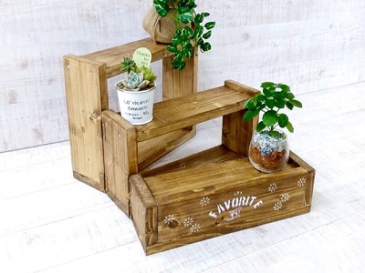 小さな園芸棚「ステップラック」