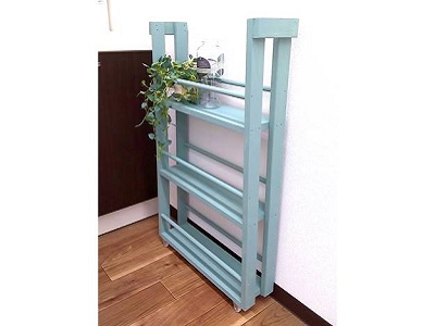 スキマ収納に「スリムワゴン」