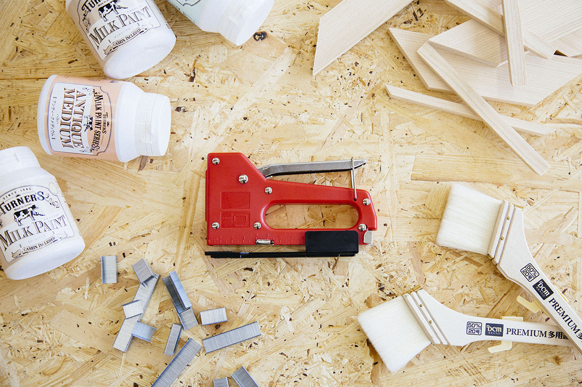 タッカー1つあれば作れる！世界で一つのフォトフレーム